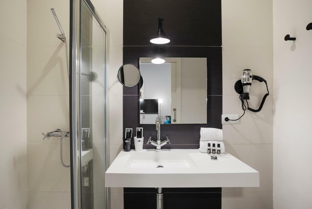 Apartamentos One Shot Conde De Torrejon 세비야 외부 사진